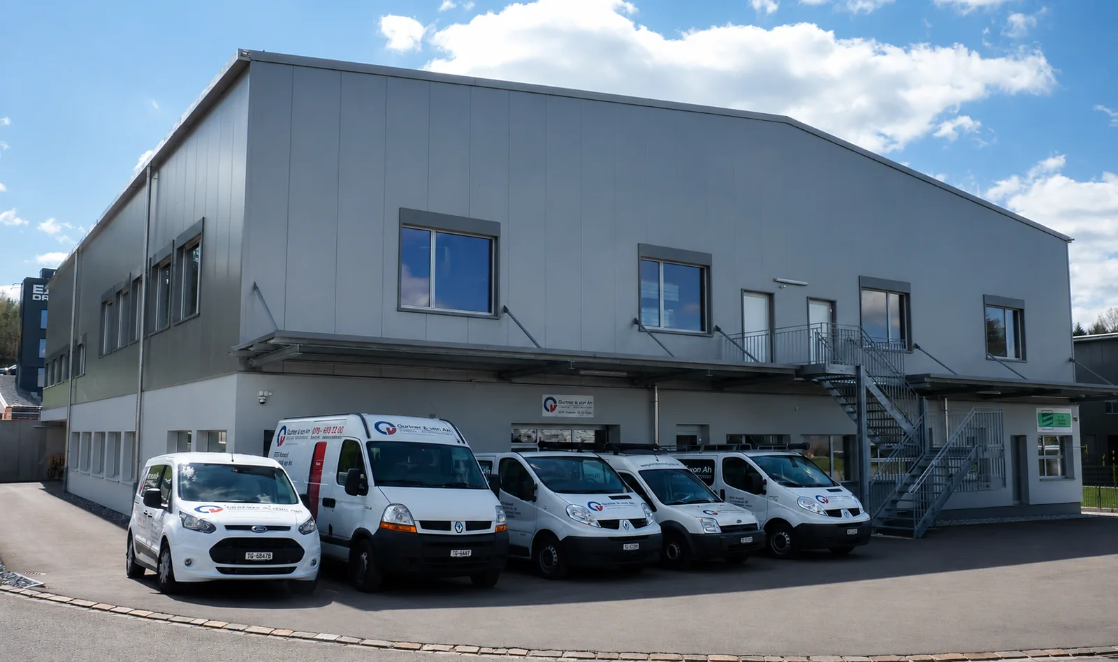 Werkstatt und Servicefahrzeuge von Quinter & von Ah in Gloten bei Sirnach